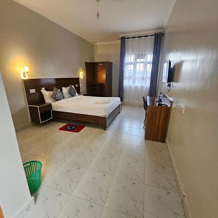 Grand Amoena Guest House Naivasha Esterno foto