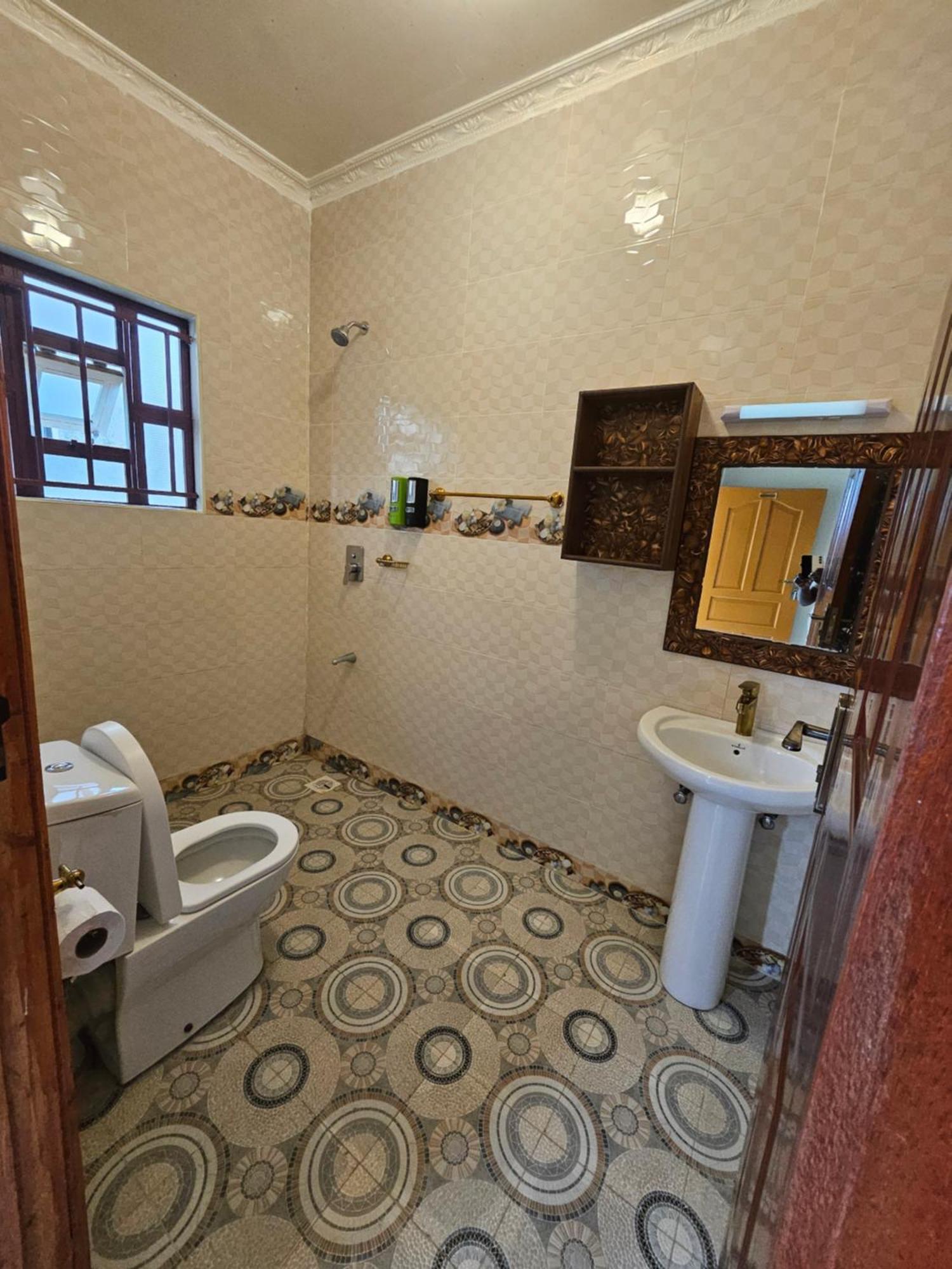 Grand Amoena Guest House Naivasha Esterno foto
